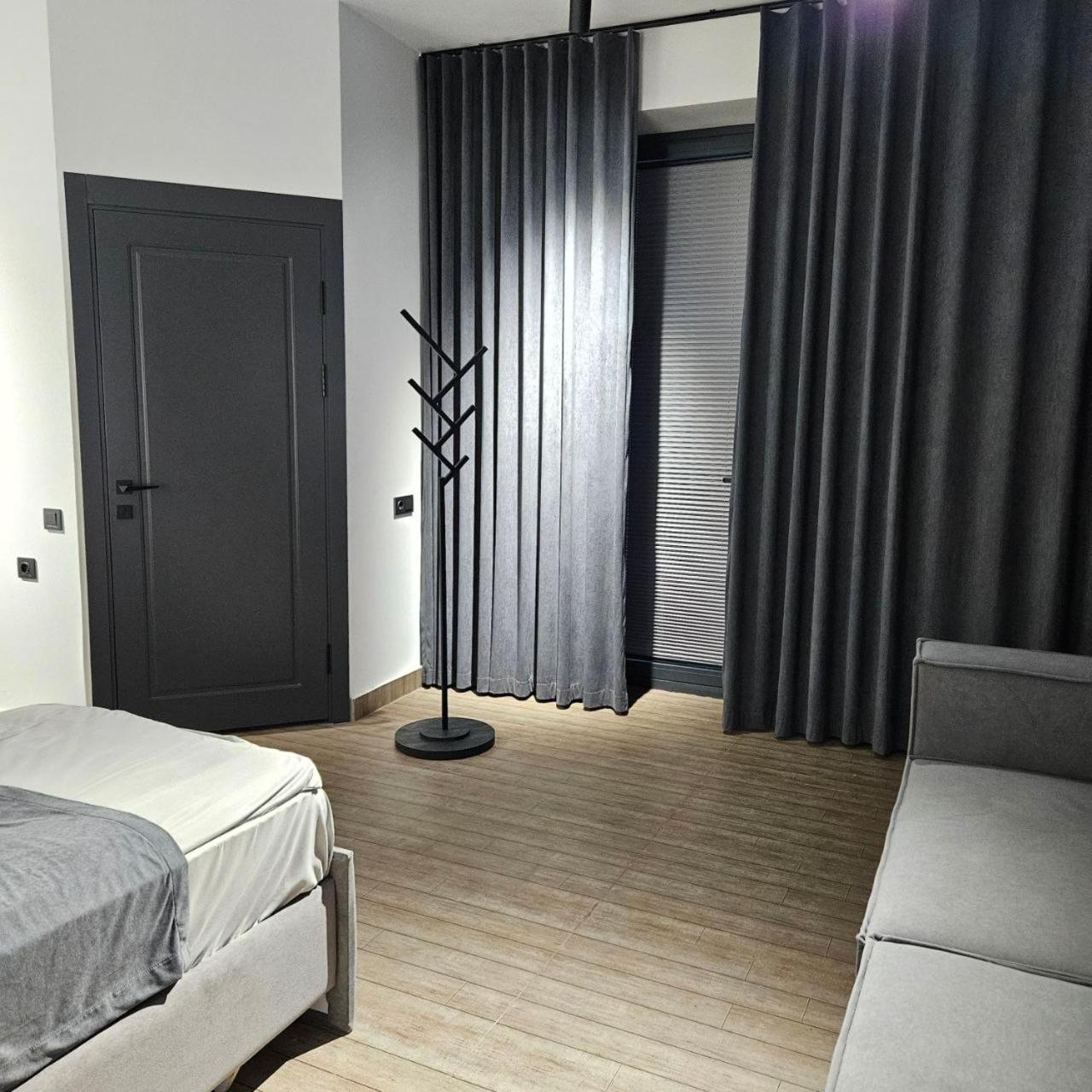 Panorama Lux Guest House Chimgan Bagian luar foto
