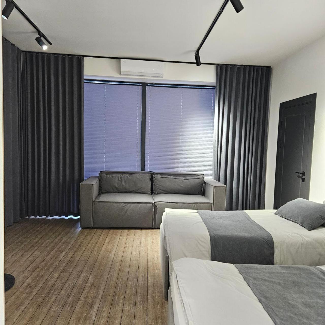 Panorama Lux Guest House Chimgan Bagian luar foto