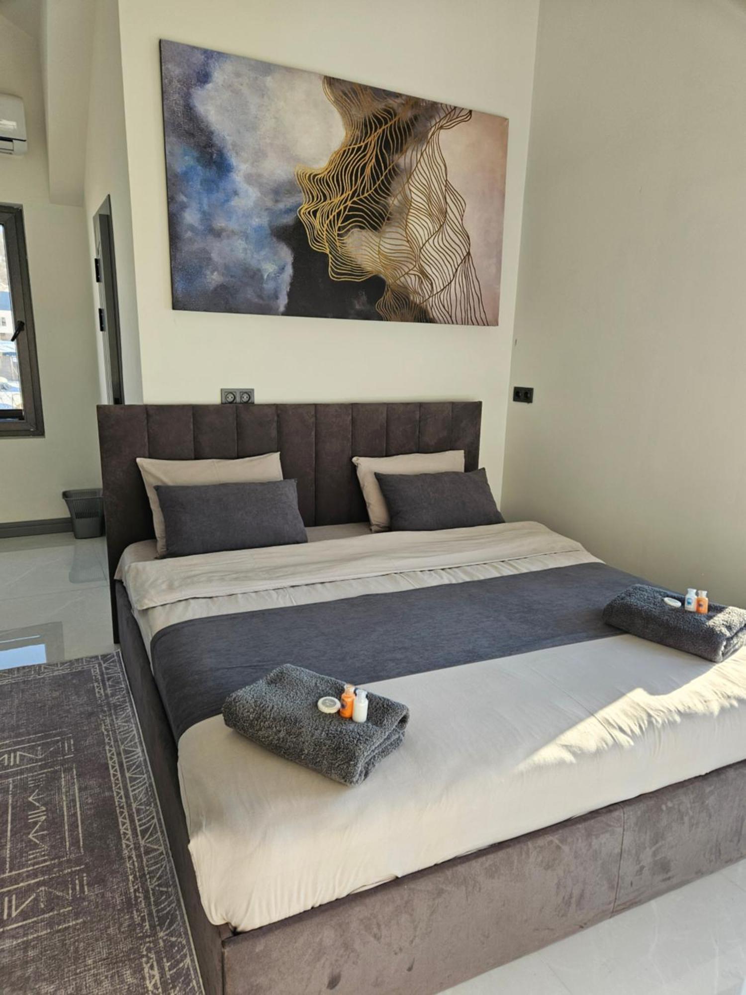 Panorama Lux Guest House Chimgan Bagian luar foto
