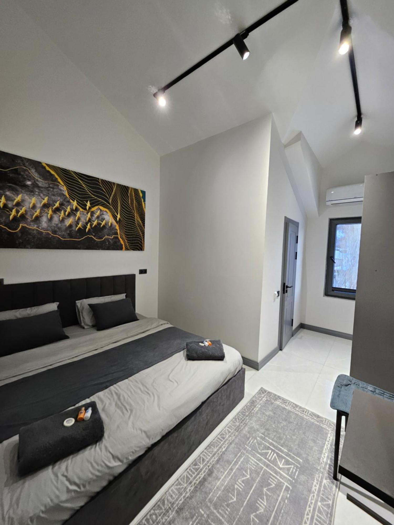 Panorama Lux Guest House Chimgan Bagian luar foto