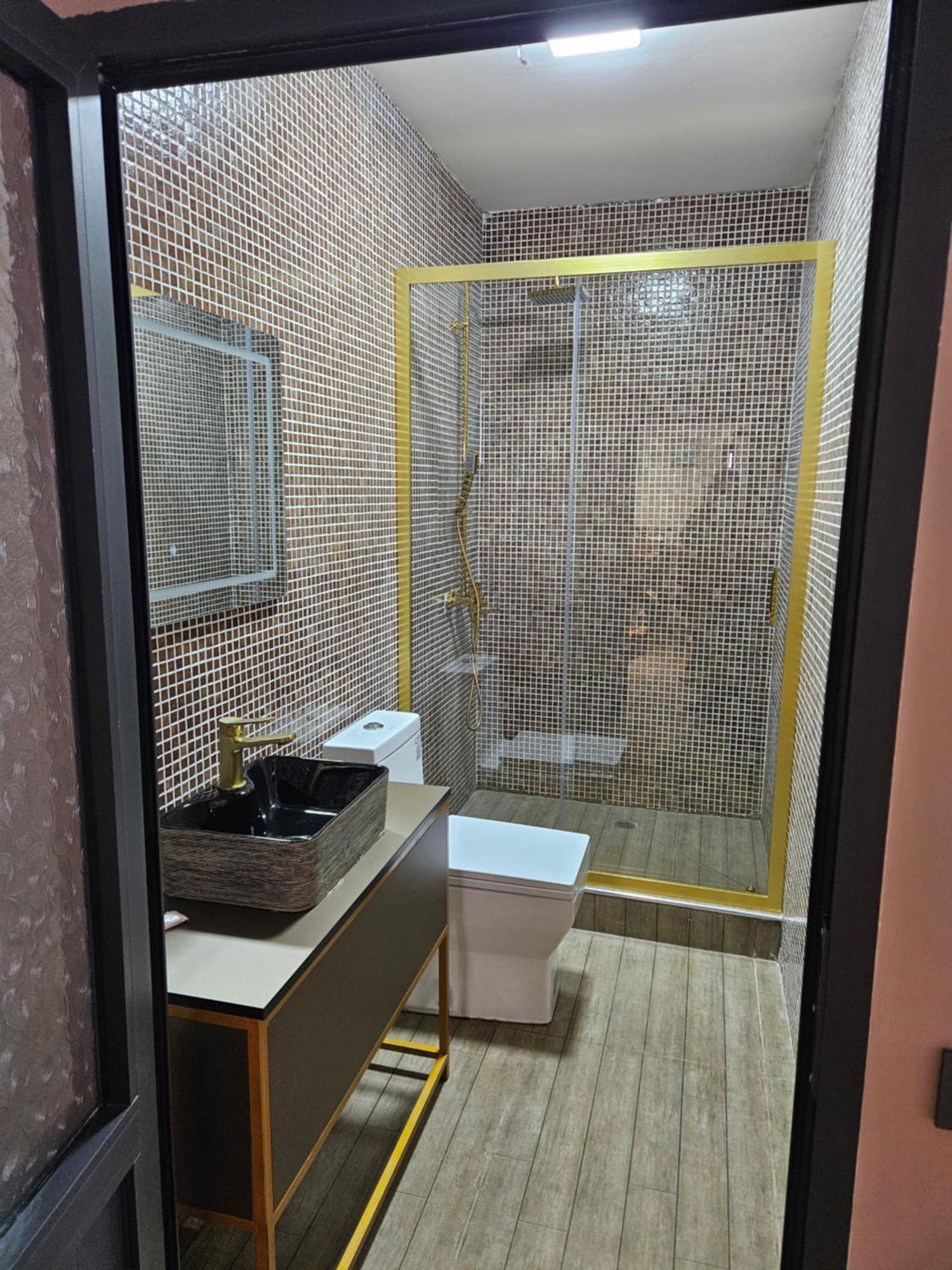 Panorama Lux Guest House Chimgan Bagian luar foto