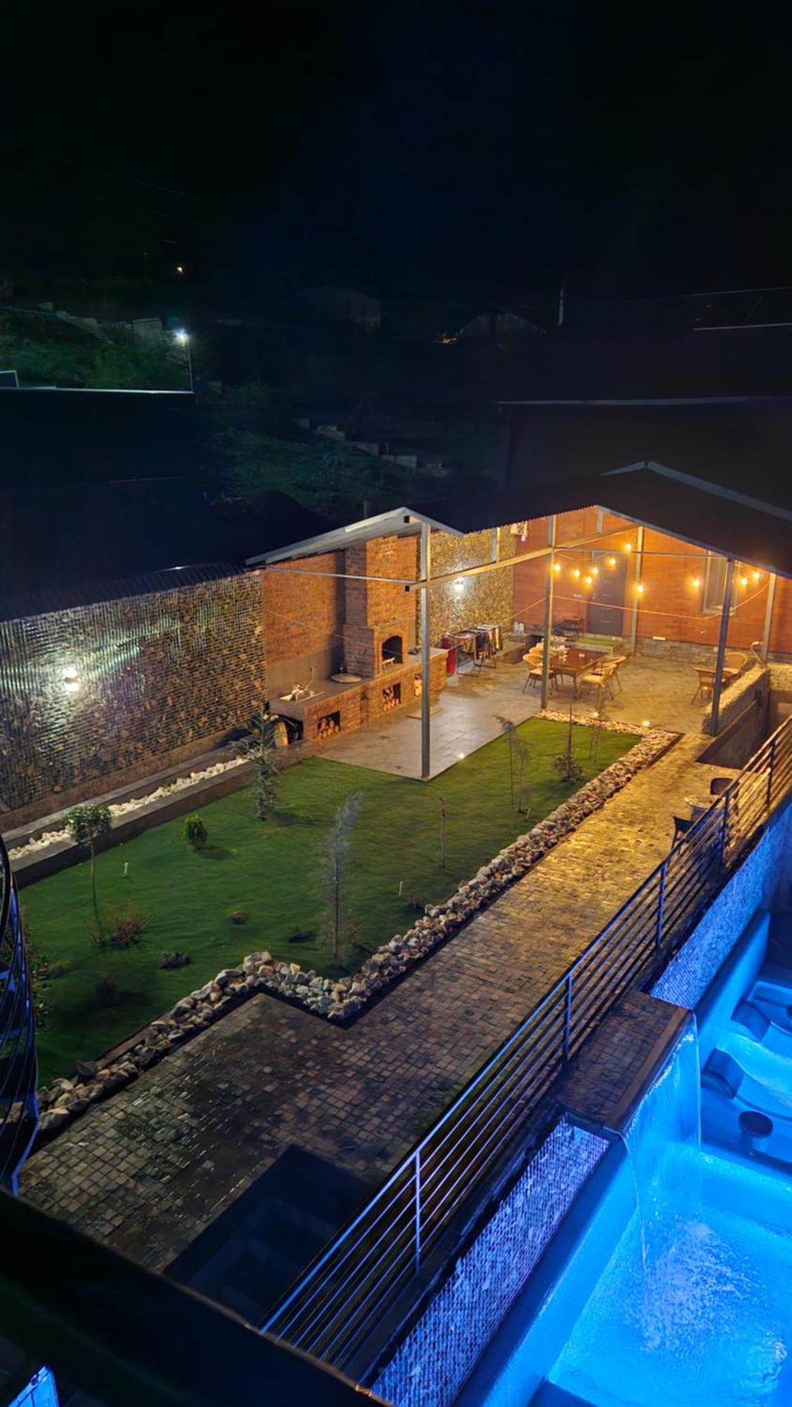 Panorama Lux Guest House Chimgan Bagian luar foto
